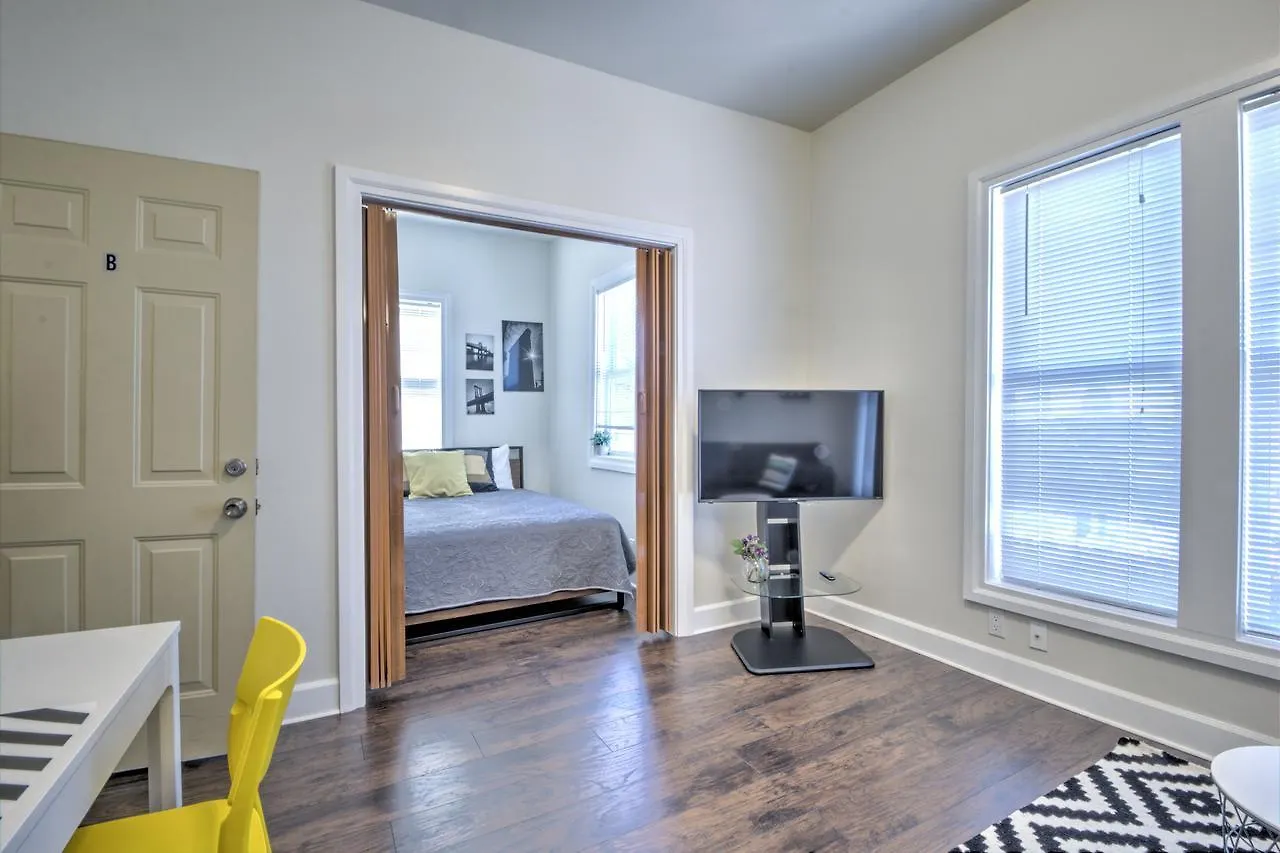 Renovated Bright 1 Bedroom In The Heart Of Capitol Hill - Apt B Seattle